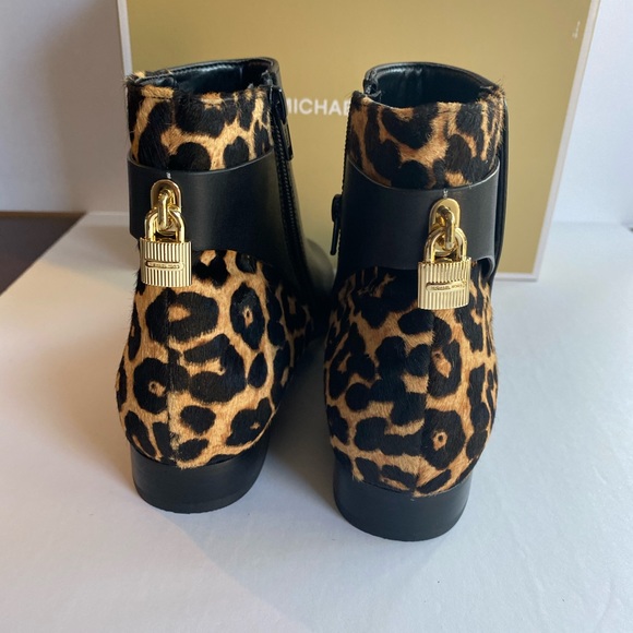Michael Kors MIRA  Bootie Black Leopard size 8 - Picture 11 of 11